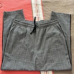 DownEast Black and White Plaid Joggers